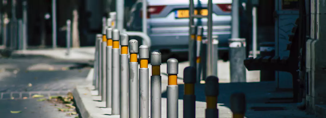 Safe and Convenient Retractable Barrier Column Systems for Properties in Leesburg, FL